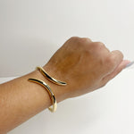 Load image into Gallery viewer, Golden Wave Open Cuff