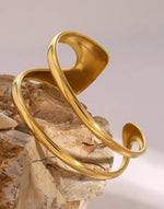 Load image into Gallery viewer, Duet Open Cuff (18K gold plated)
