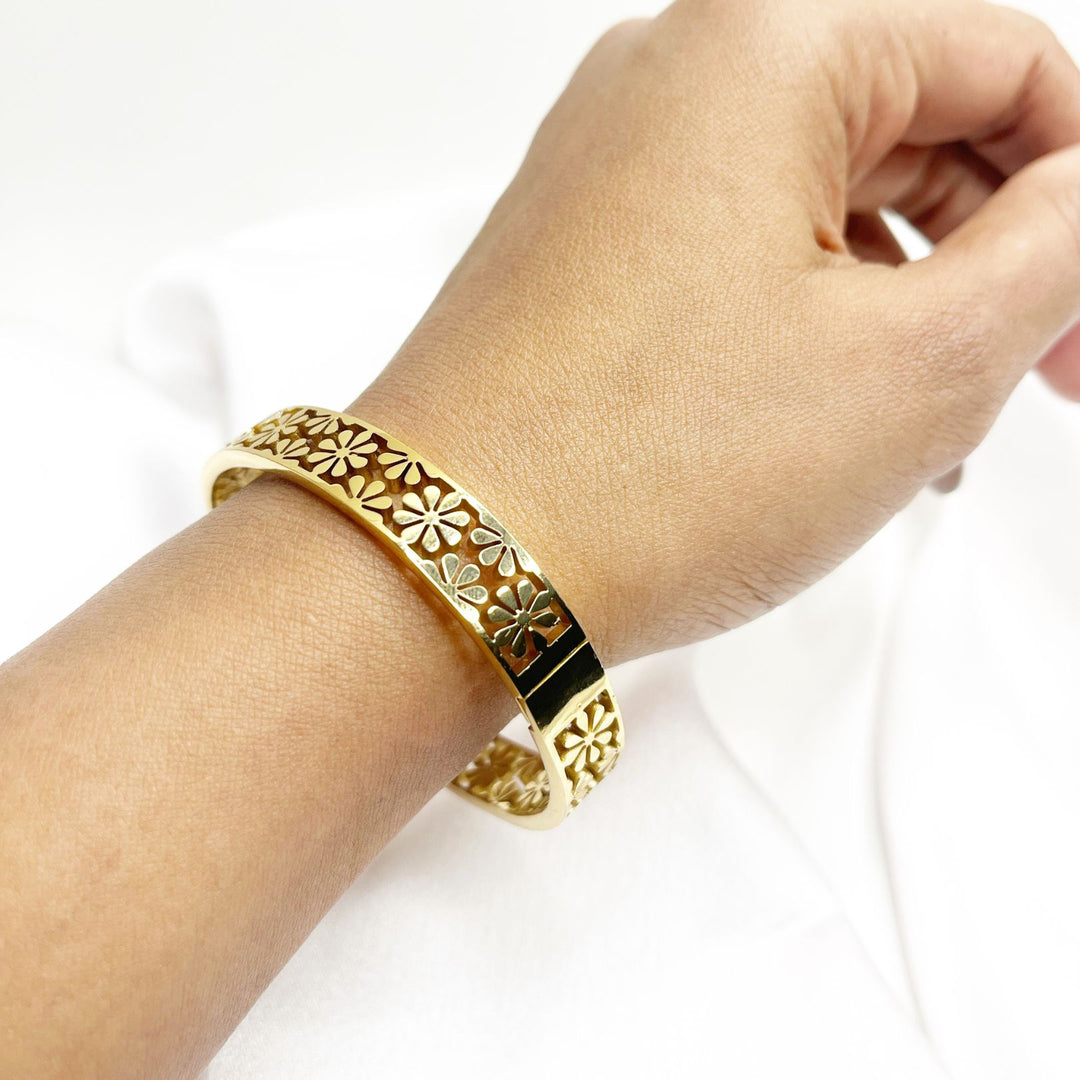 Floral Aura Bangle Bracelet