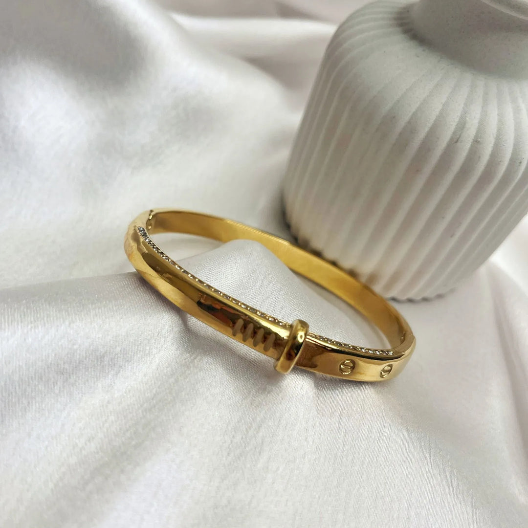 Regal Twinband Crystal Cuff