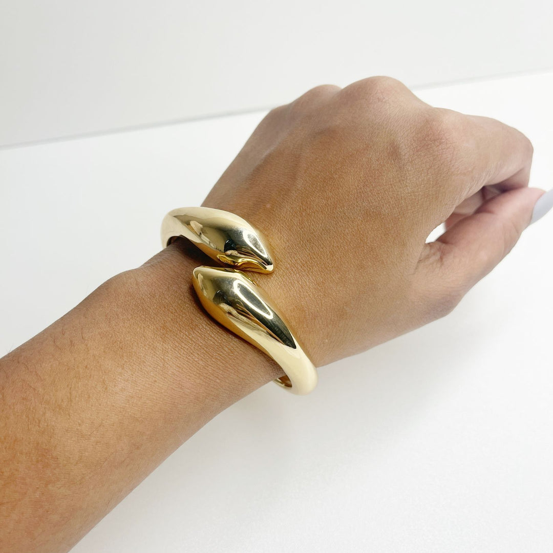 Golden Sculpt Curve Cuff