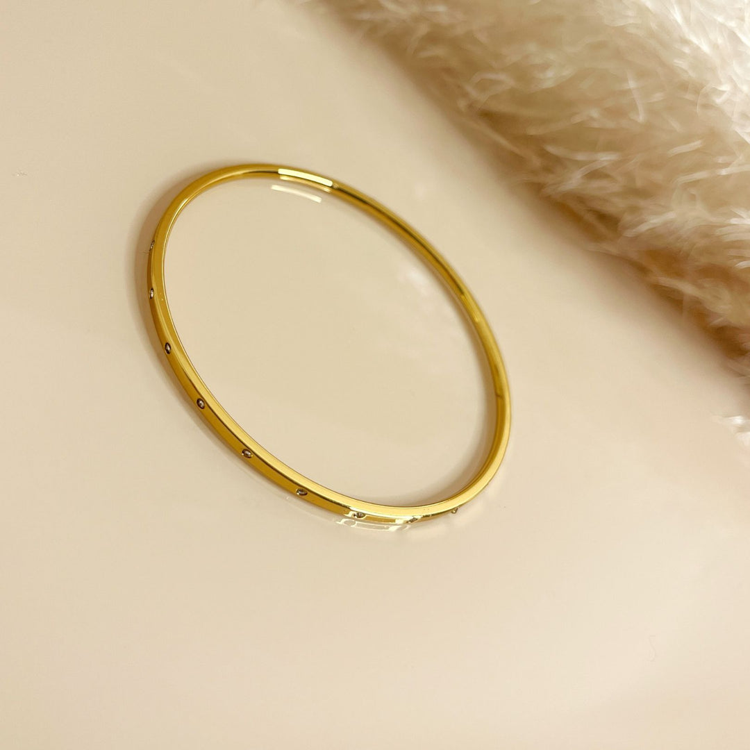 Minimal Stud Line Bangle  Bracelet