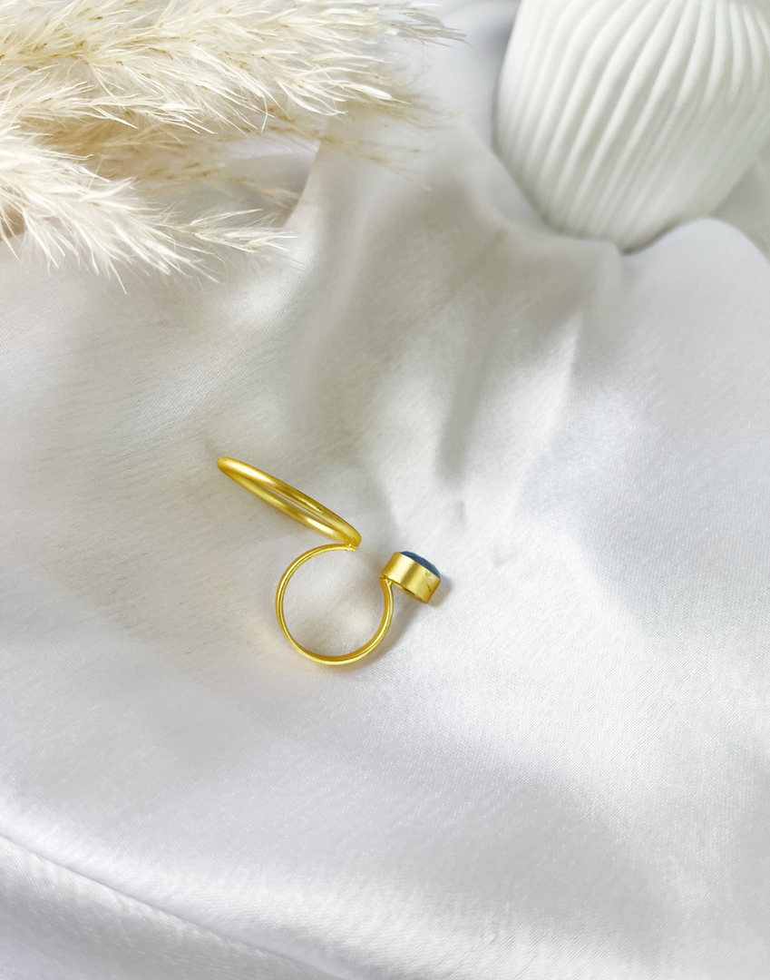 Aurelle Loop Ring