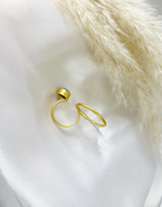 Load image into Gallery viewer, Aurelle Loop Ring
