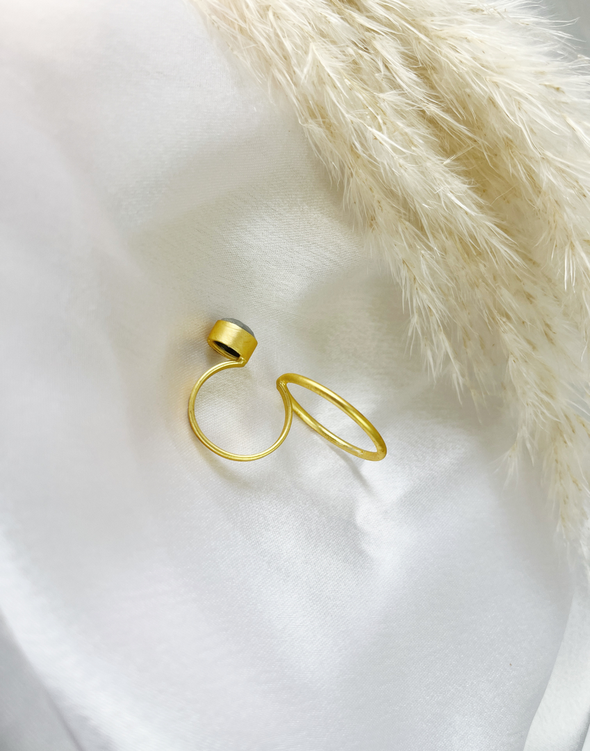 Aurelle Loop Ring