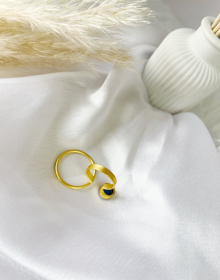 Aurelle Loop Ring