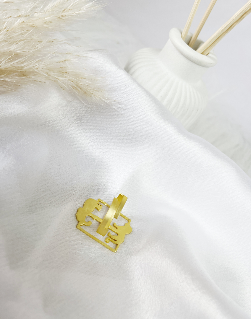 Zariya Emblem Ring