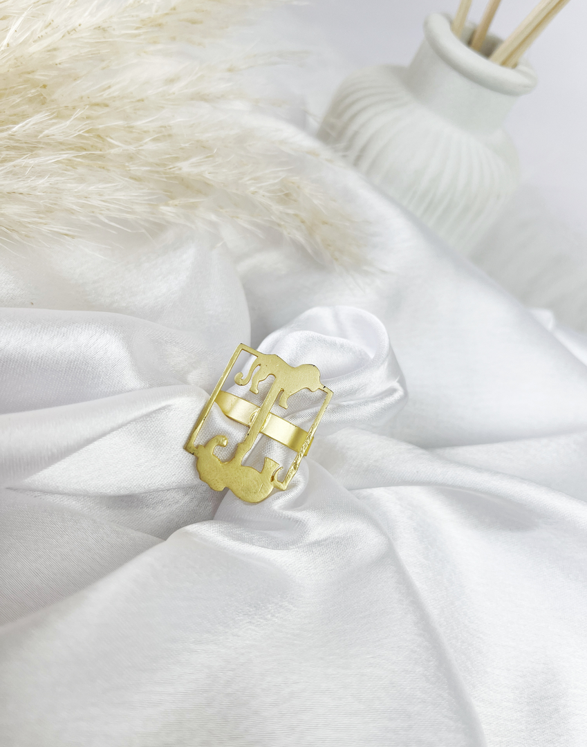 Zariya Emblem Ring