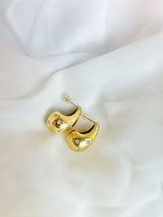 Elara Drop Studs (18k gold Plated)