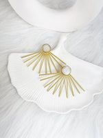Load image into Gallery viewer, Gilded Rays Earrings
