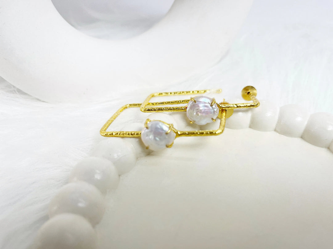 Regal Pearl Hoops