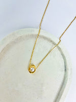 Load image into Gallery viewer, Moonlit Pearl Necklace (18k gold Plated)
