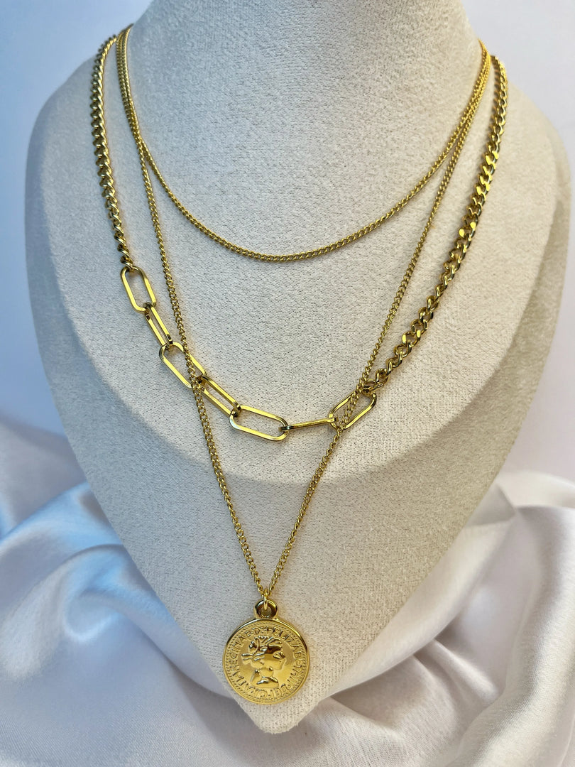 Trinity Chains Necklace (18k gold Plated)