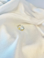 Load image into Gallery viewer, Whisper Petal Ring (18k gold Plated)
