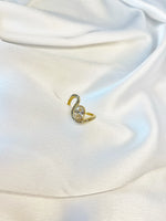Load image into Gallery viewer, Veloura Ring (18k gold Plated)
