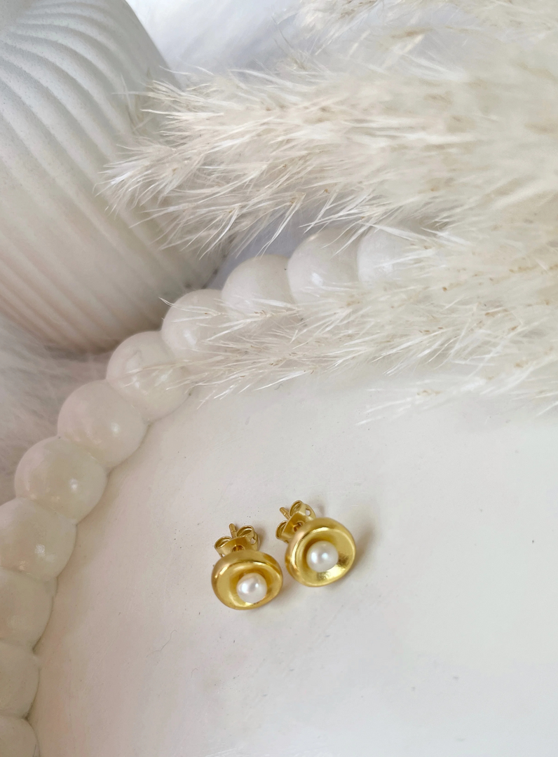 Halo Pearl Earrings