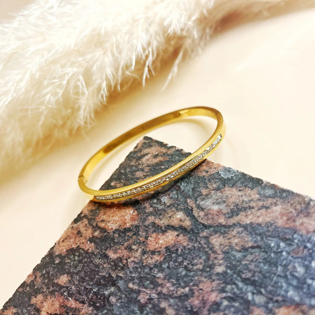 Gleam Bar Sleek Cuff