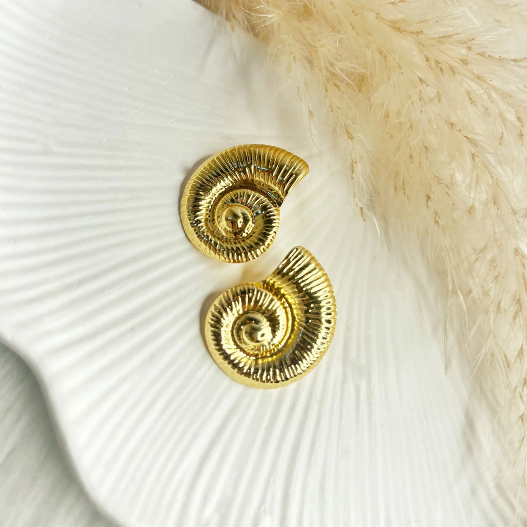 Mira Shell Studs